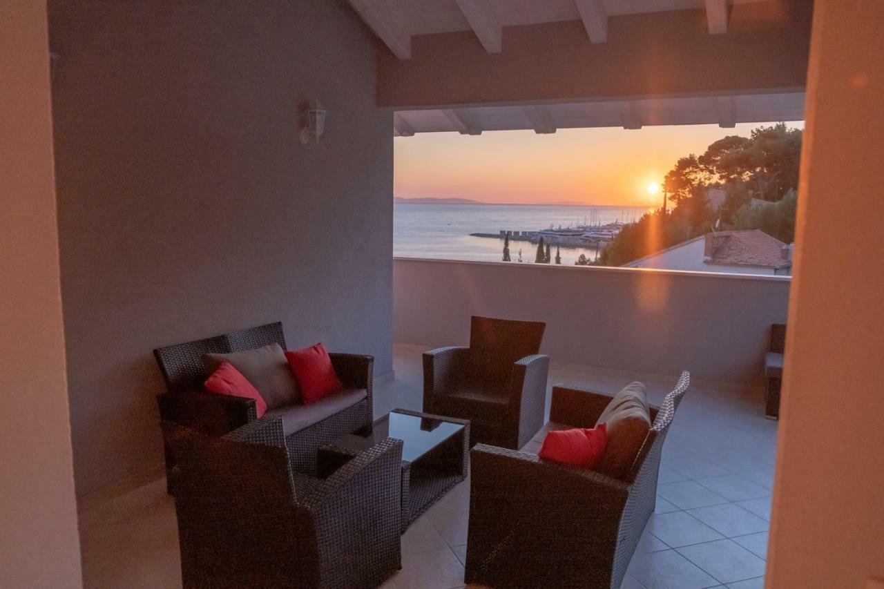 Luxury Sea View Apartment جيسينتسي المظهر الخارجي الصورة
