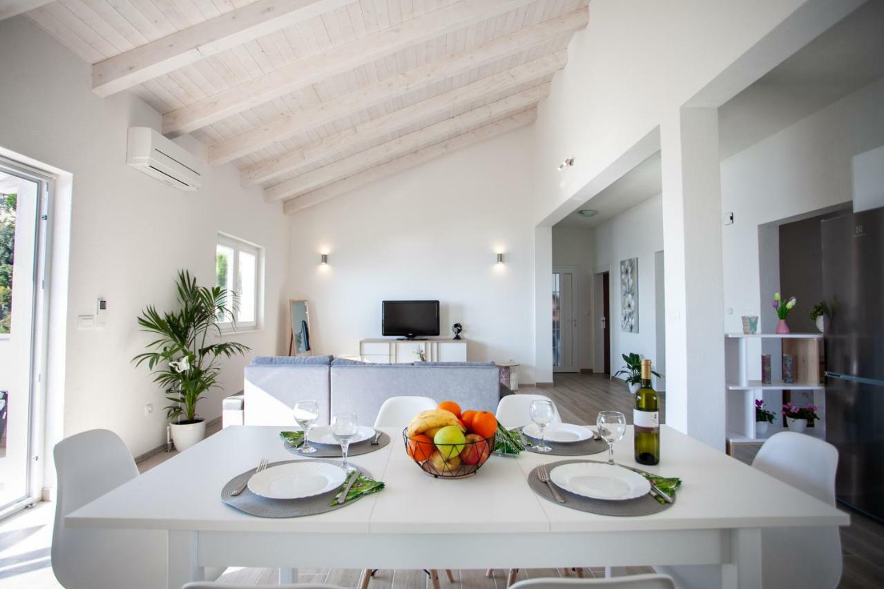 Luxury Sea View Apartment جيسينتسي المظهر الخارجي الصورة